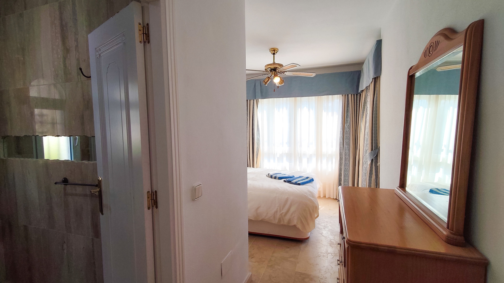Resale - Detached Villa - Villamartin
