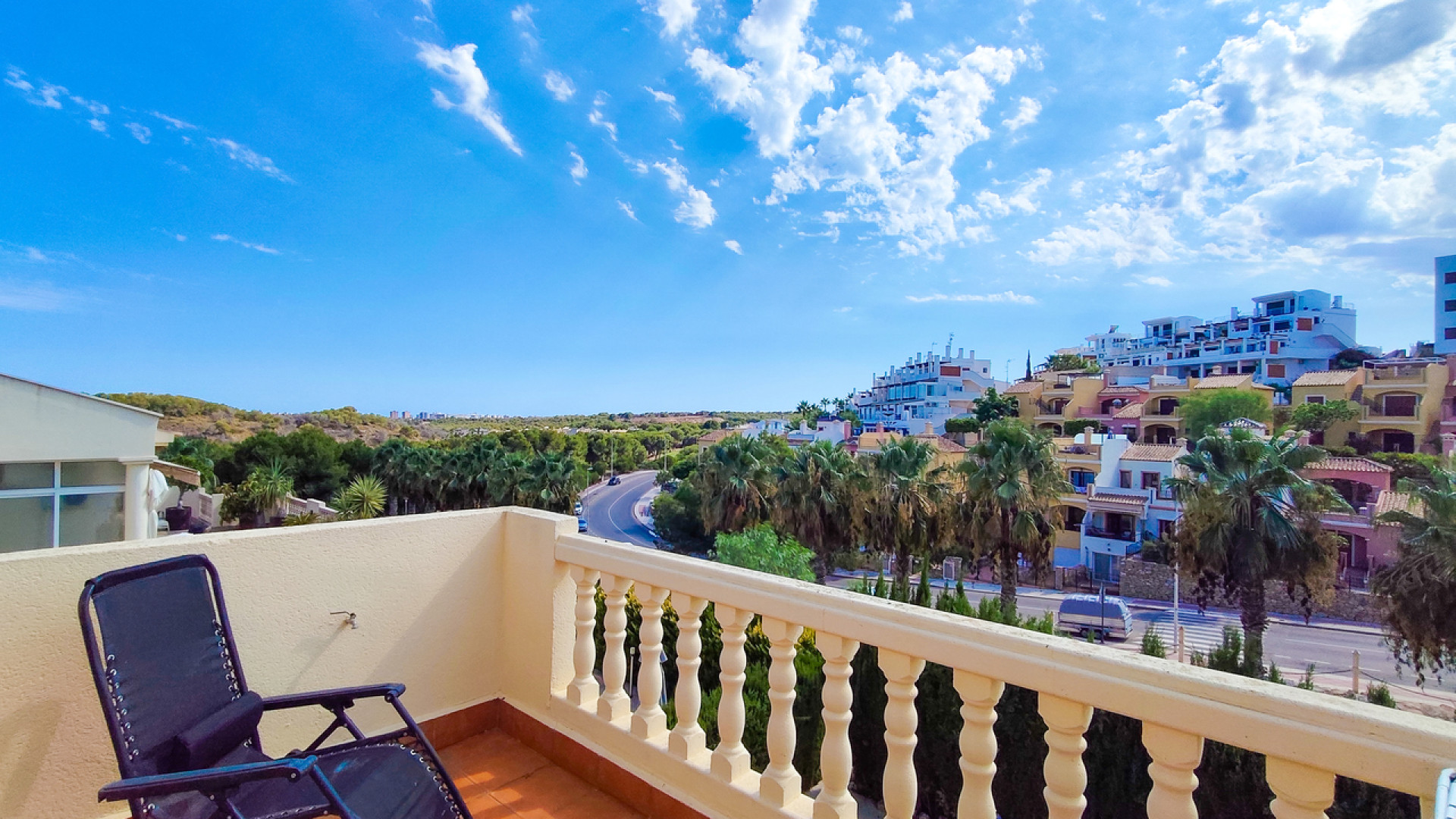 Resale - Detached Villa - Villamartin