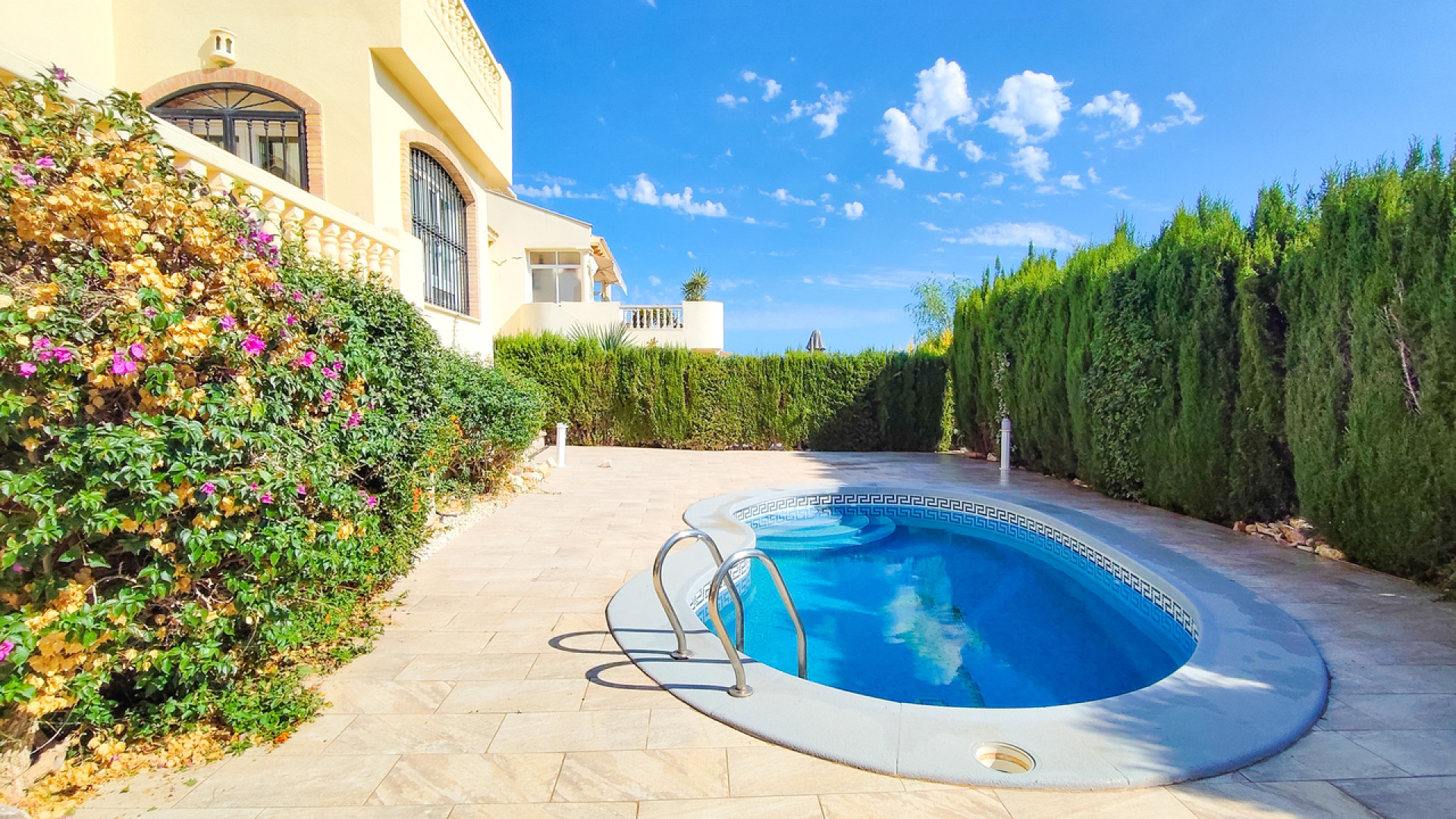 Resale - Detached Villa - Villamartin