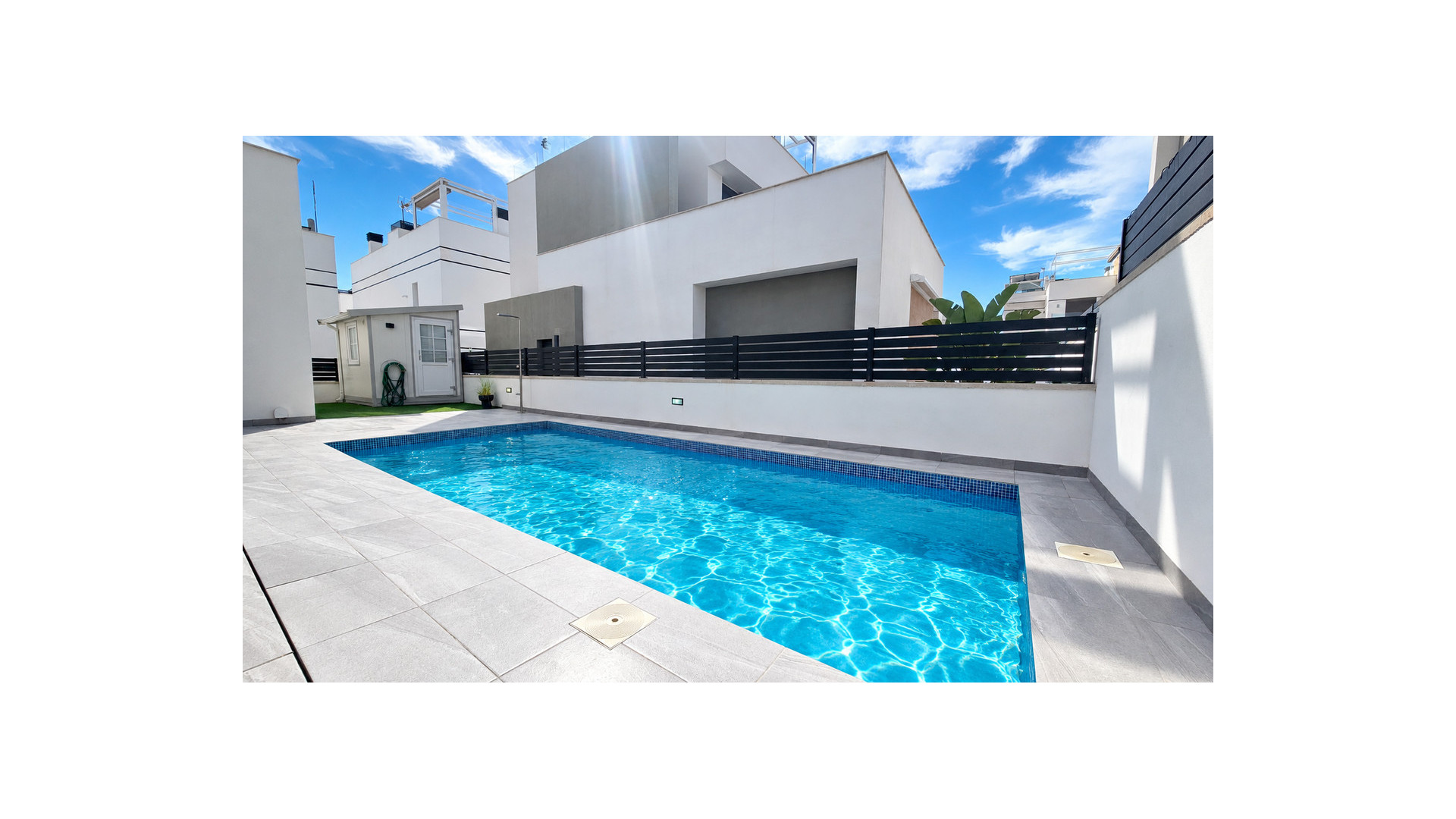 Resale - Detached Villa - Villamartin