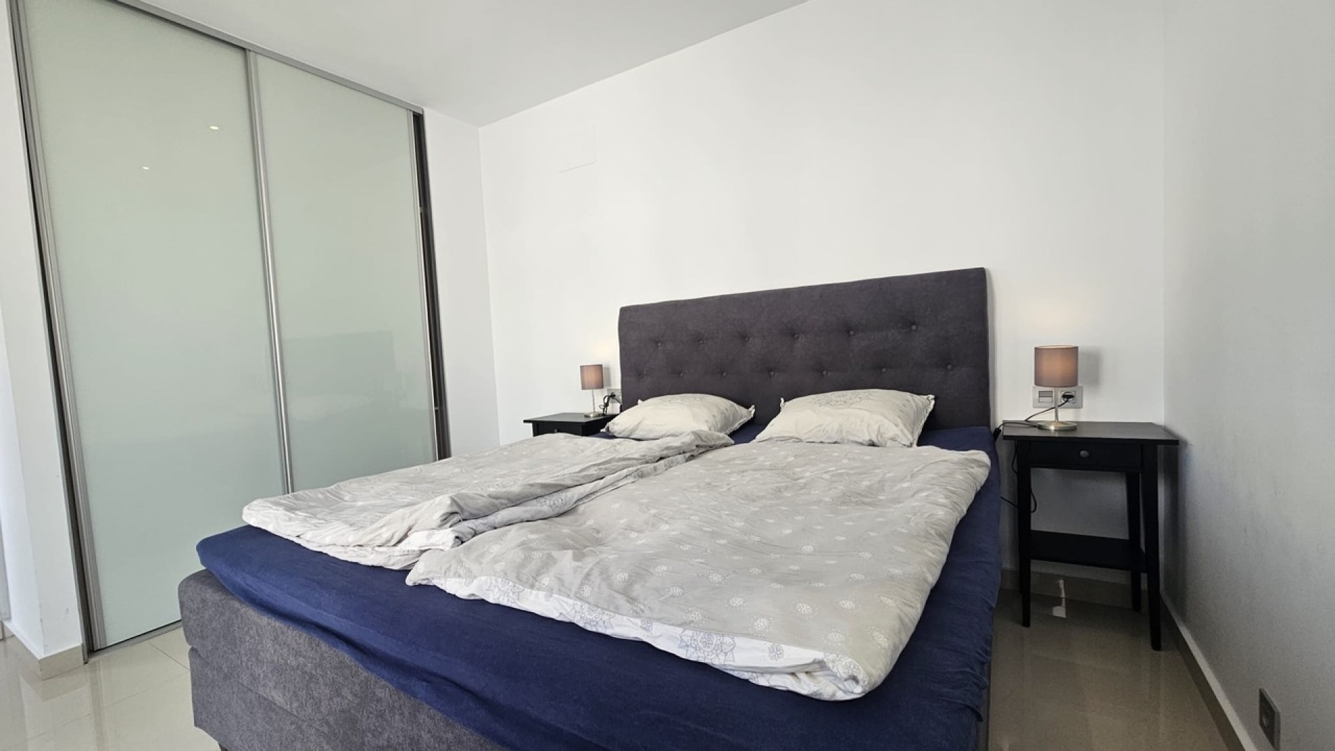 Resale - Detached Villa - Villamartin