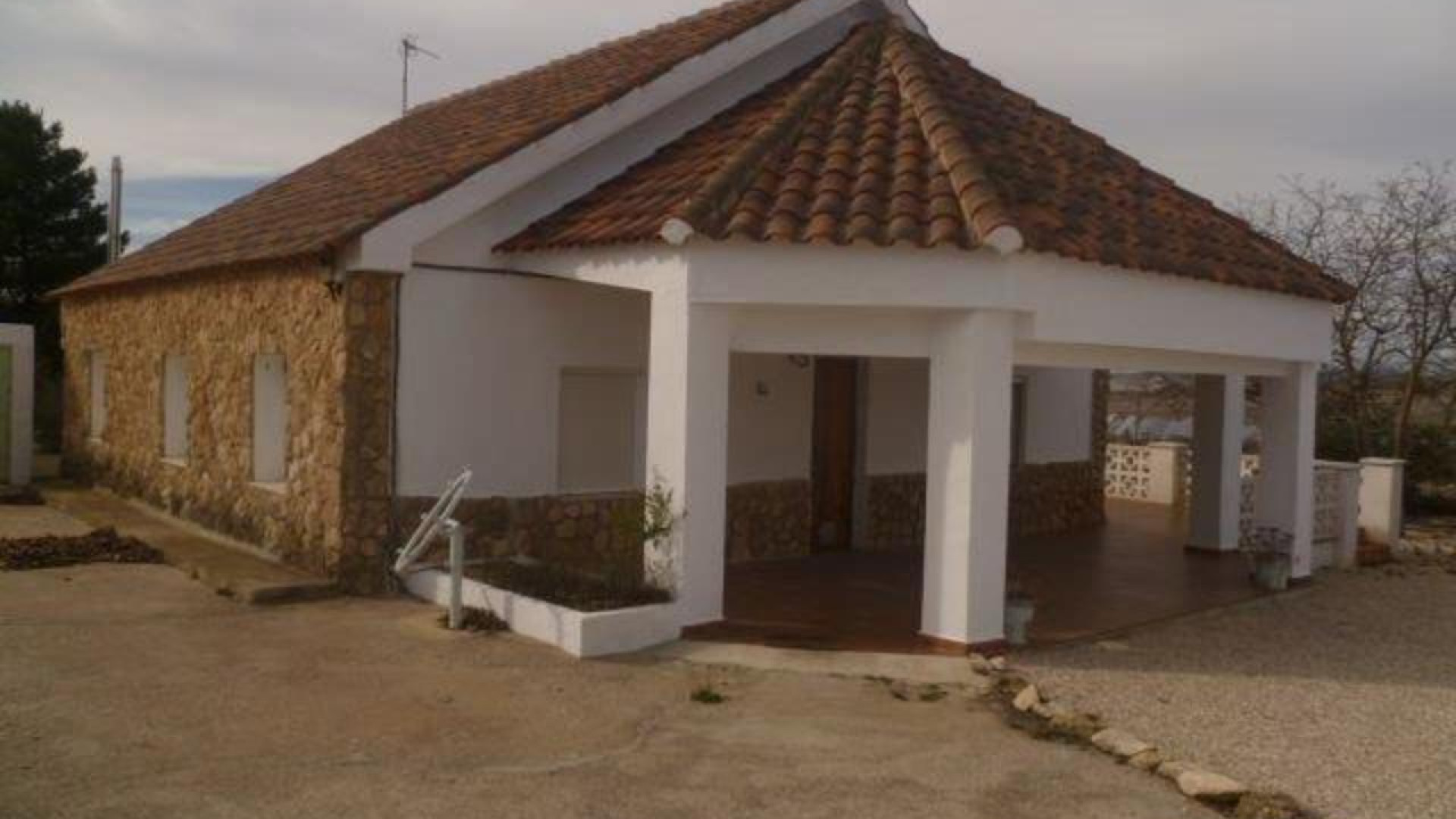 Resale - Detached Villa - Yecla