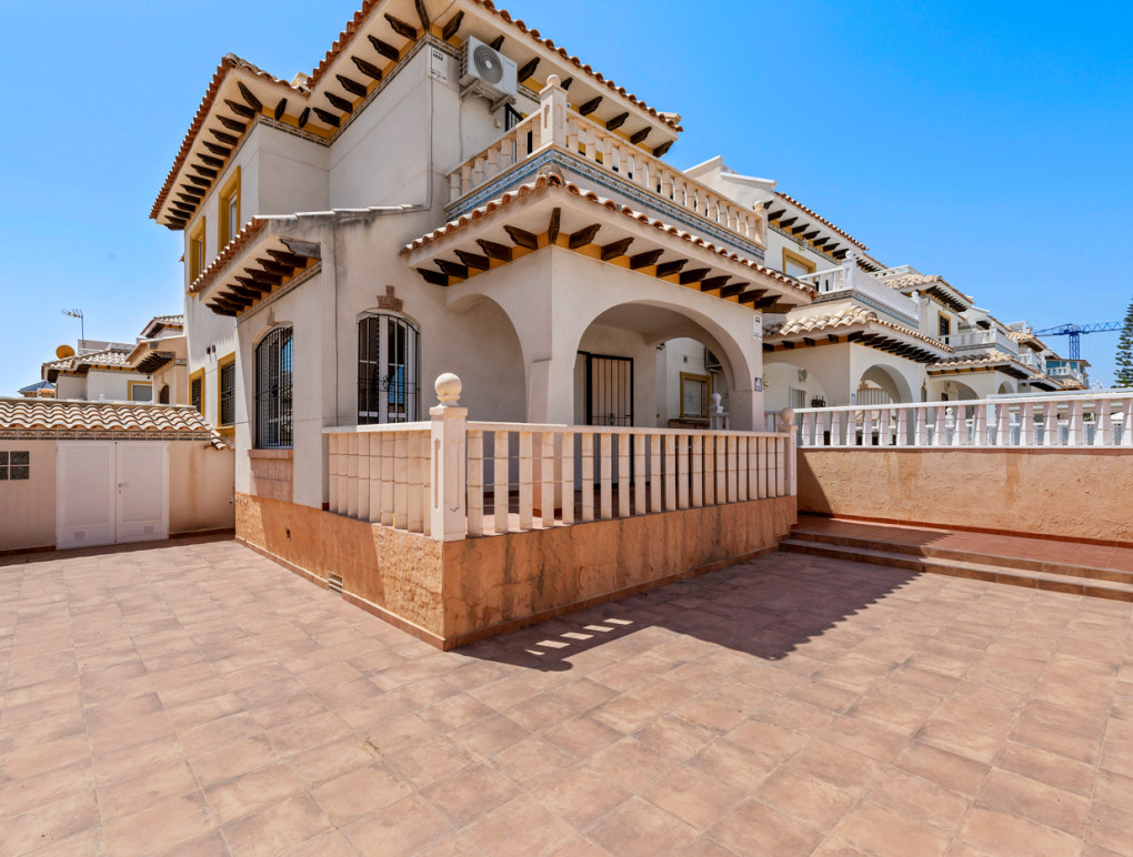 Resale - Двухквартирный дом - Orihuela Costa - Lomas de Cabo Roig