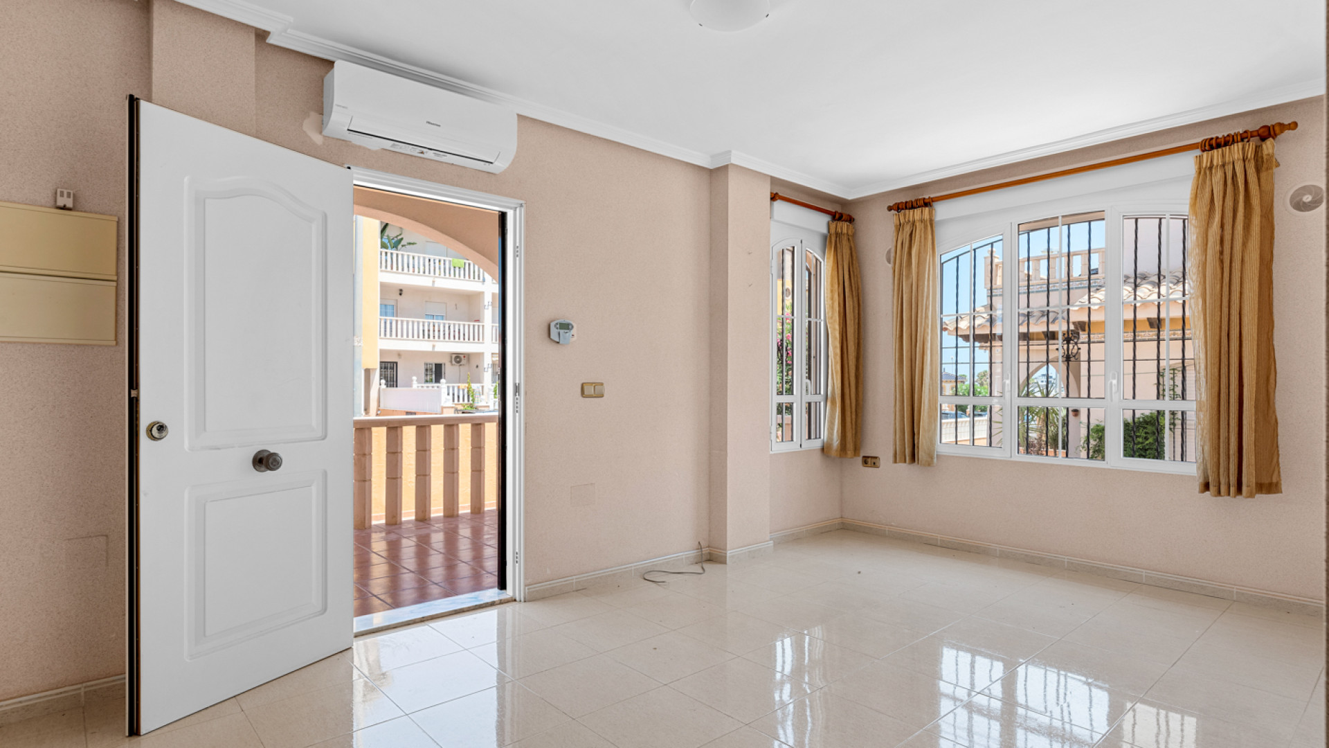 Resale - Двухквартирный дом - Orihuela Costa - Lomas de Cabo Roig