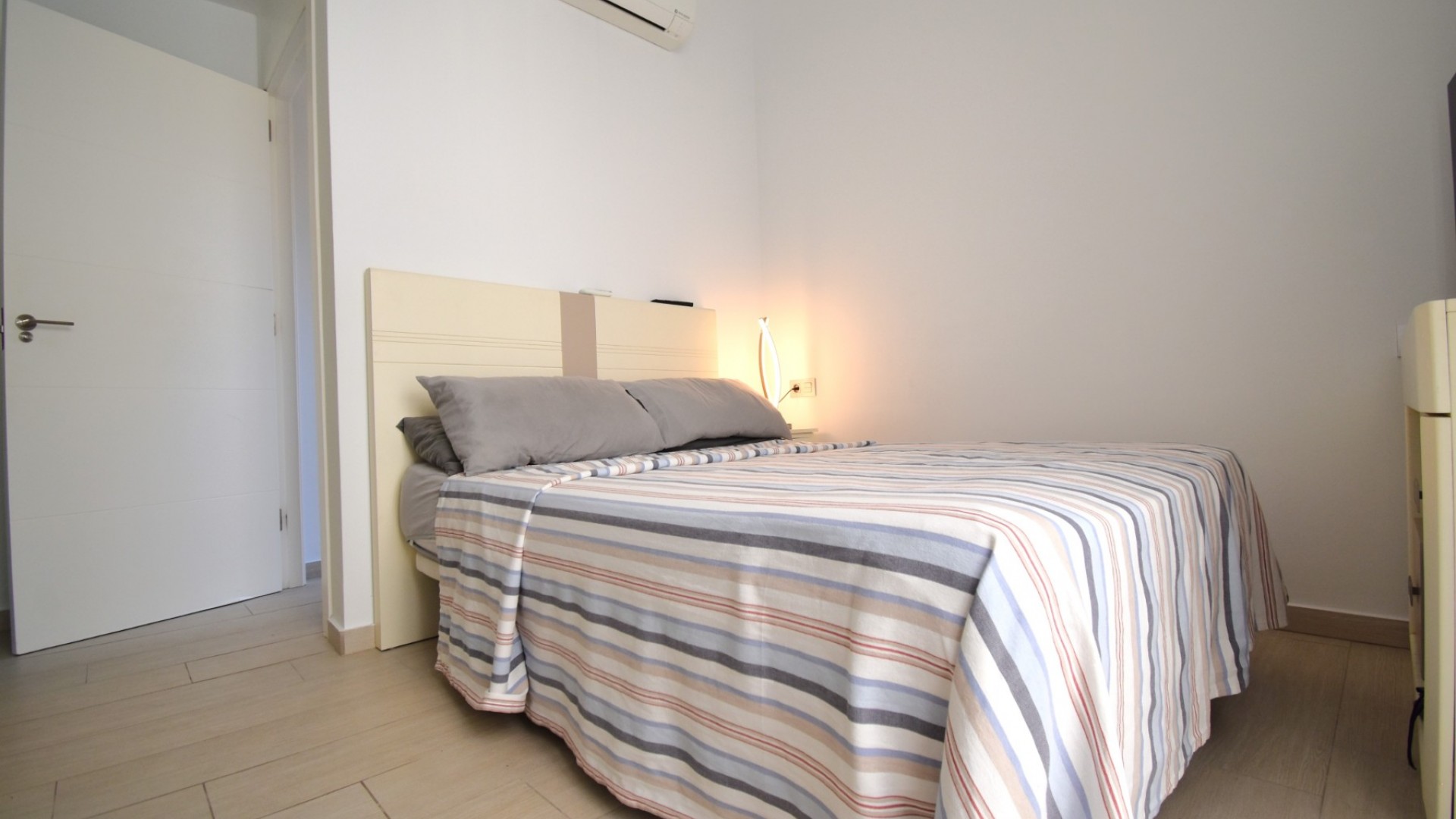 Resale - Двухквартирный дом - Orihuela Costa - Lomas de Cabo Roig