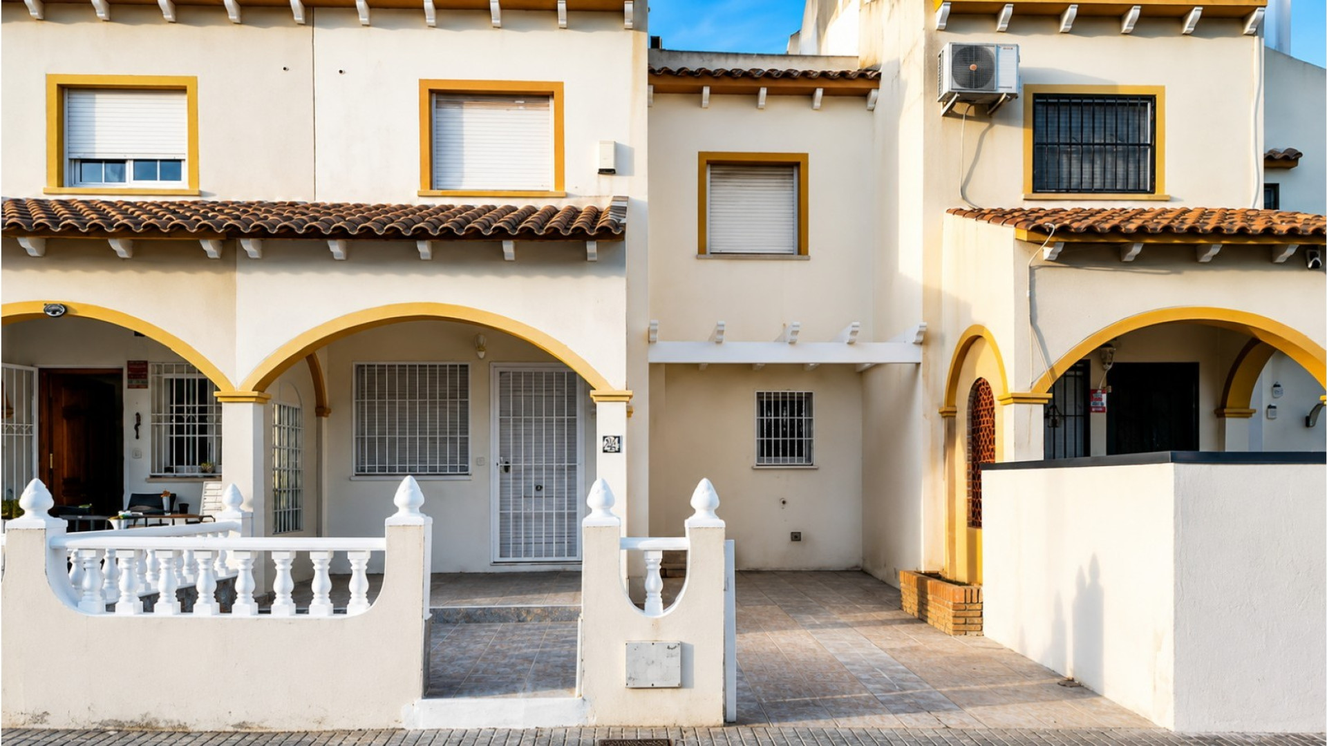 Resale - Двухквартирный дом - Orihuela Costa - Los Almendros
