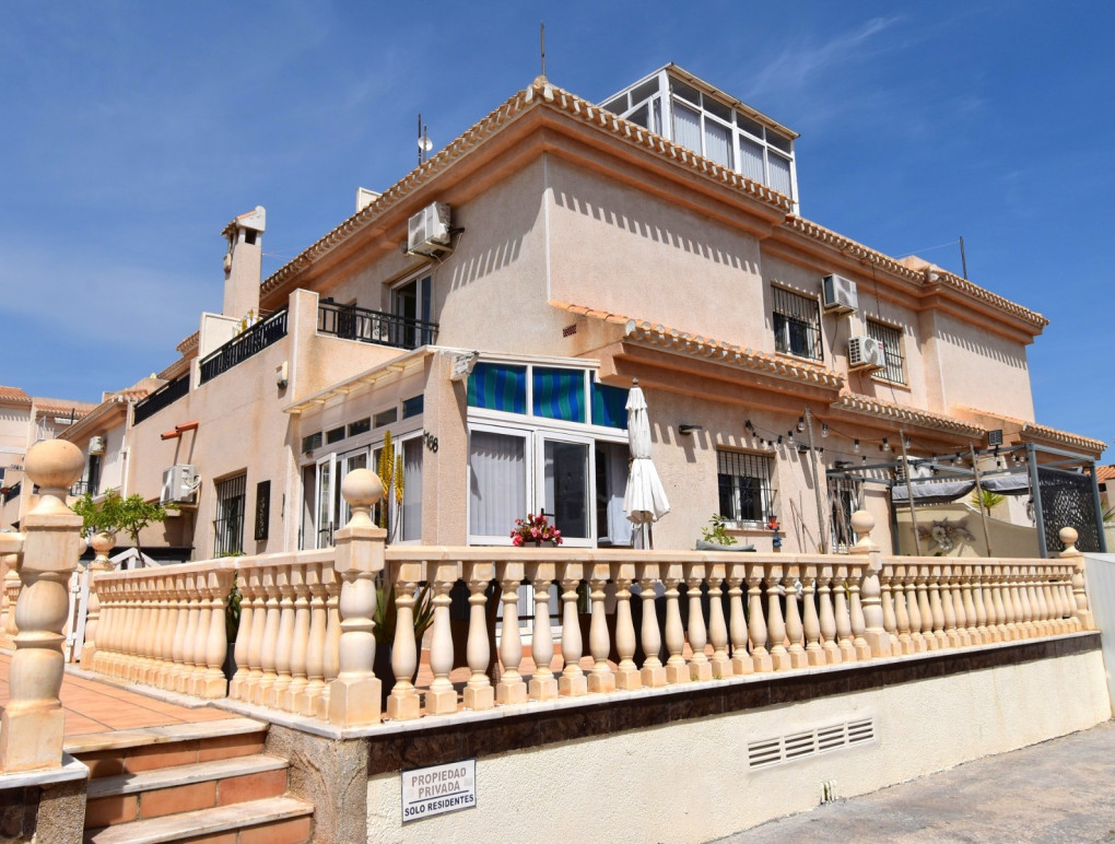 Resale - Двухквартирный дом - Orihuela Costa - Playa Flamenca