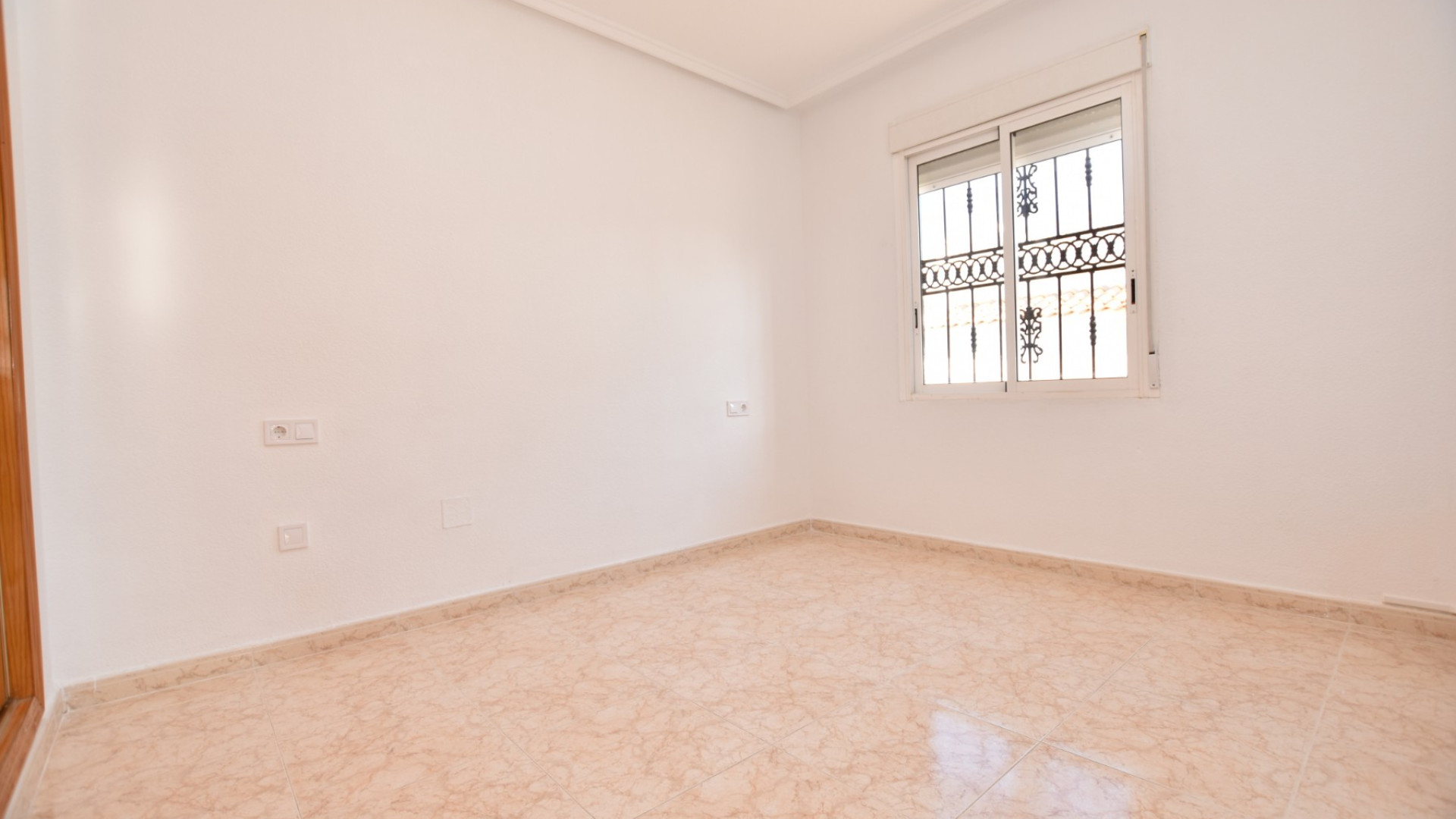 Resale - Двухквартирный дом - Orihuela Costa - Punta Prima