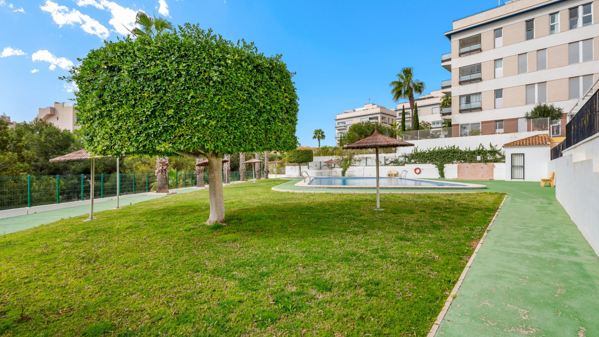 Resale - Двухквартирный дом - Orihuela Costa - Villamartin