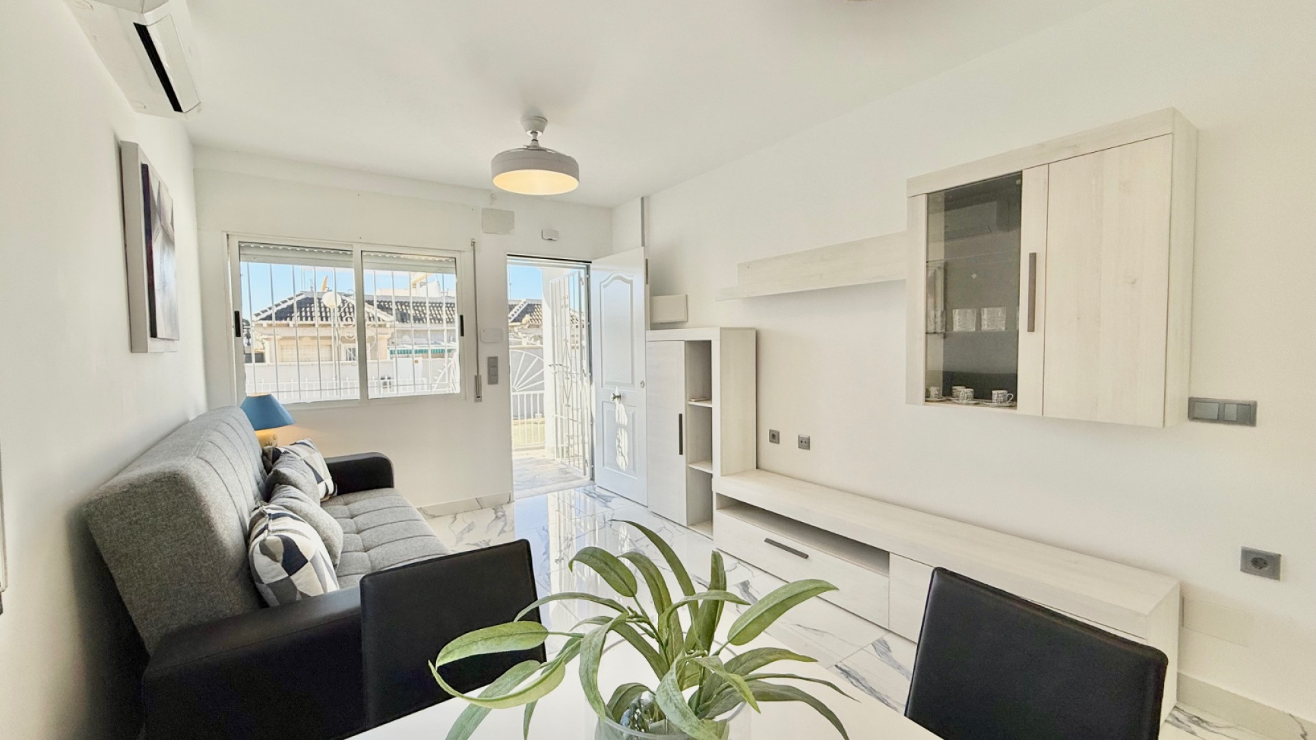 Resale - Двухквартирный дом - Torrevieja - El Chaparral