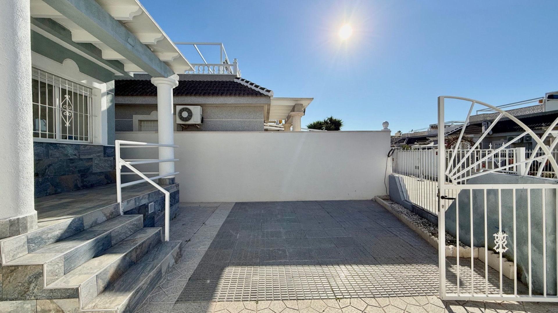 Resale - Двухквартирный дом - Torrevieja - El Chaparral