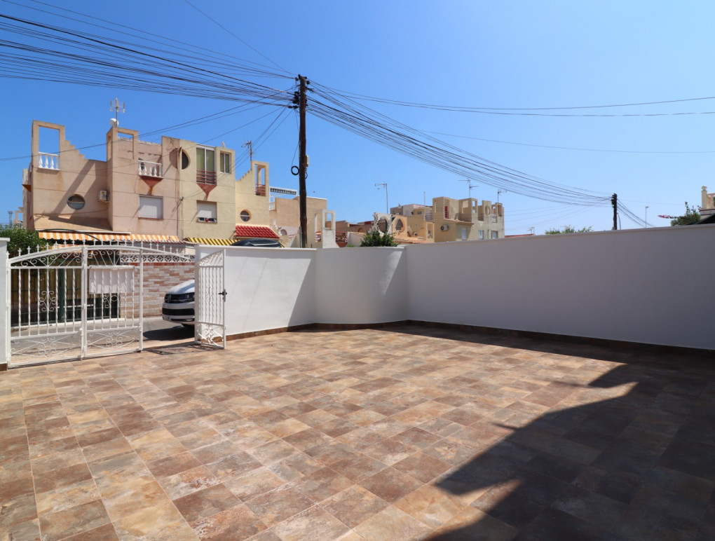 Resale - Двухквартирный дом - Torrevieja - El Salado