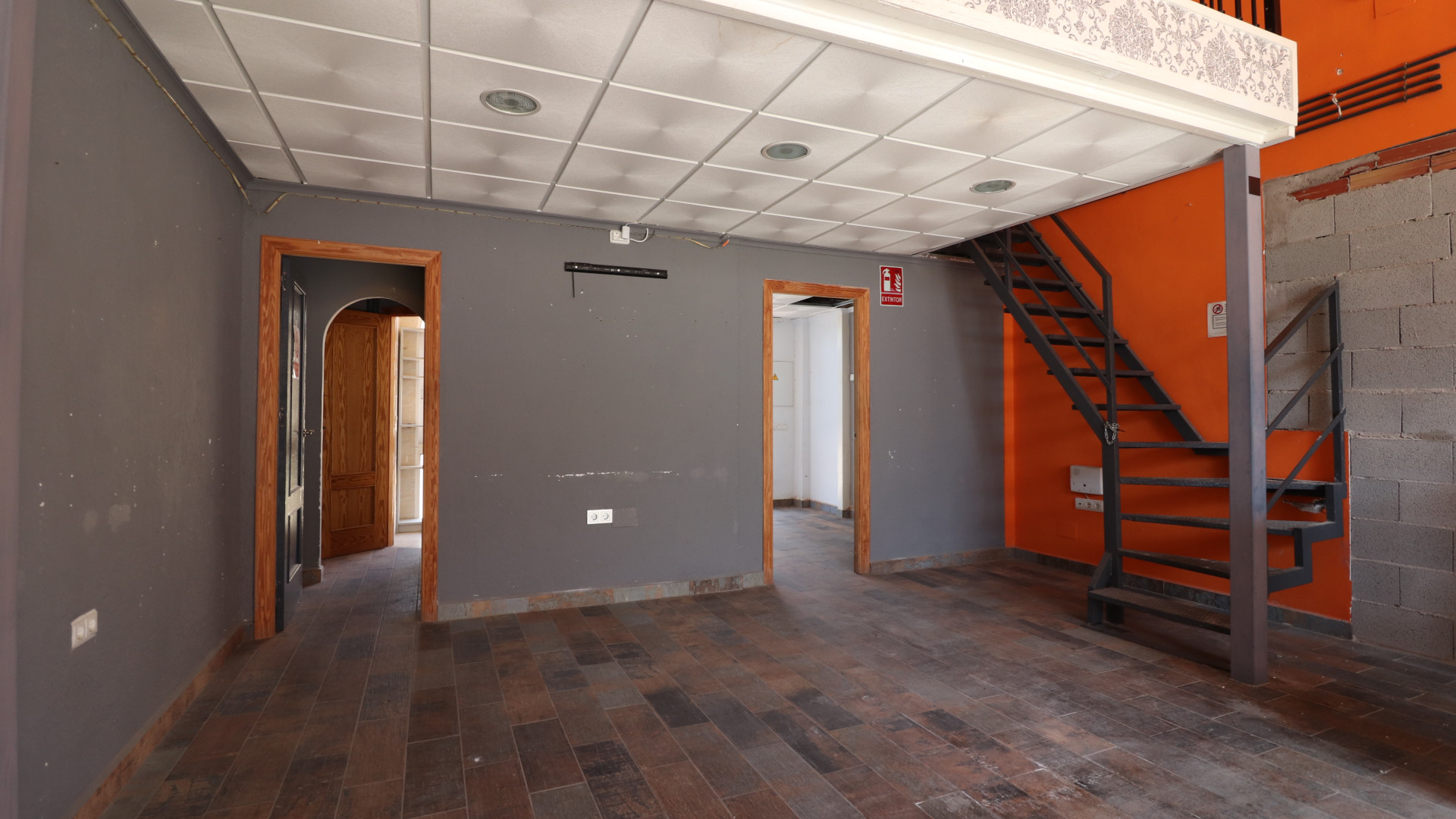 Resale - Gewerbe (Eigentum) - Algorfa - La Finca Golf Resort