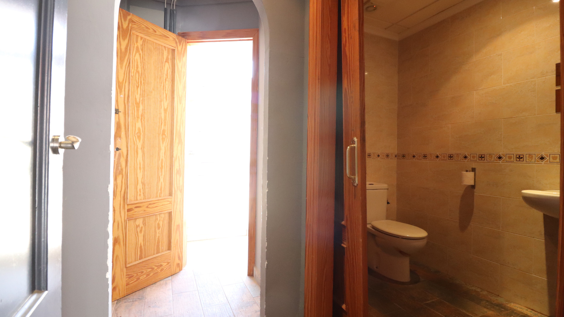 Resale - Gewerbe (Eigentum) - Algorfa - La Finca Golf Resort