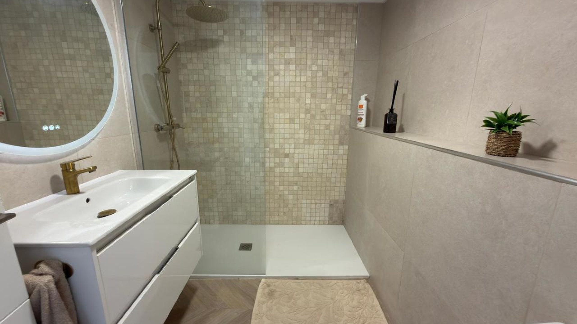 Resale - Grundstück / Land - Algorfa