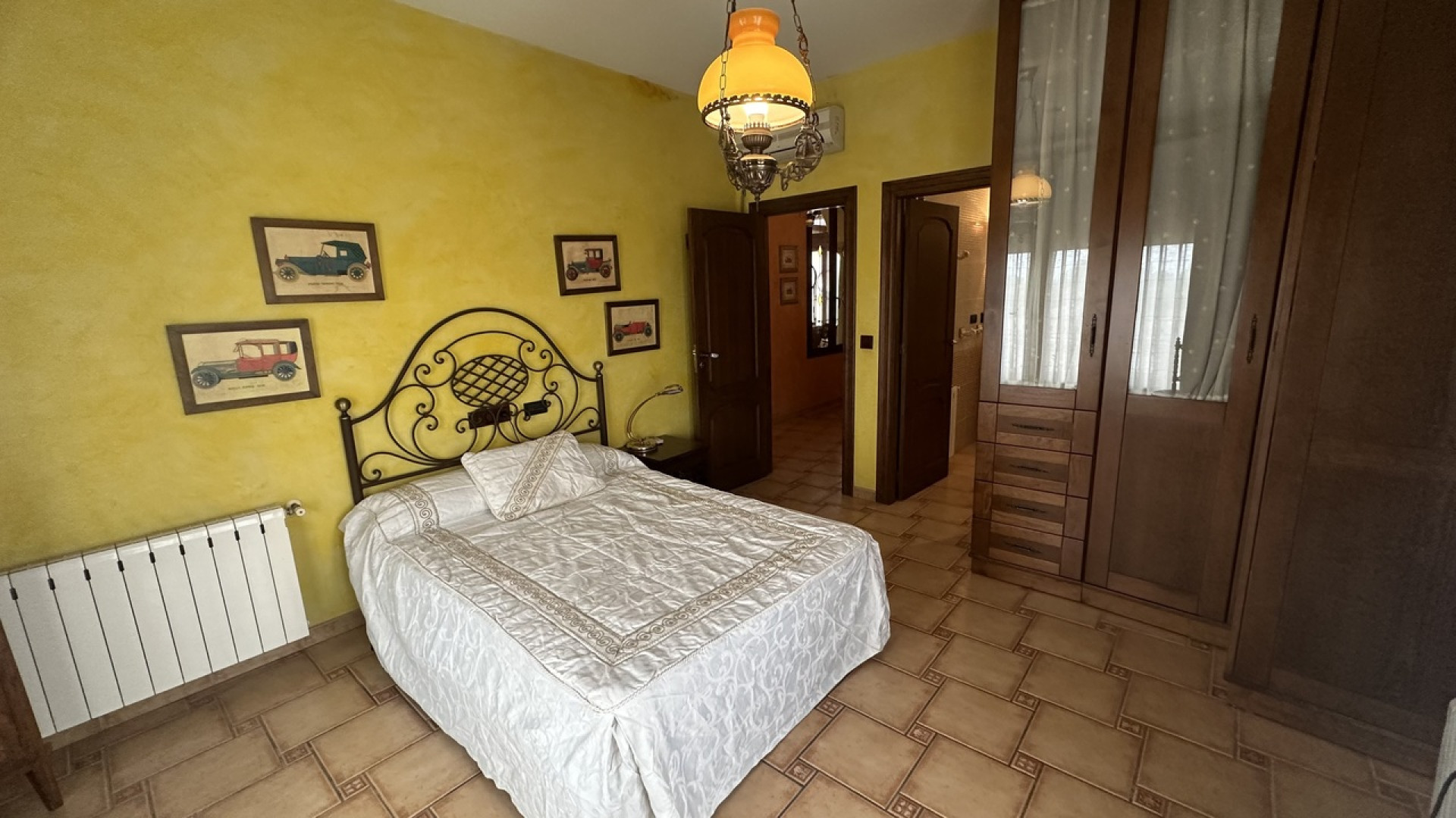 Resale - House - San Miguel de Salinas