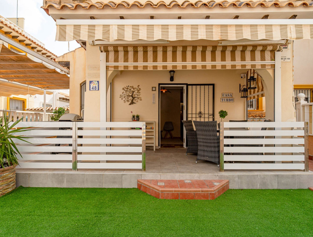 Resale - Кватро дом - Orihuela Costa - Lomas de Cabo Roig