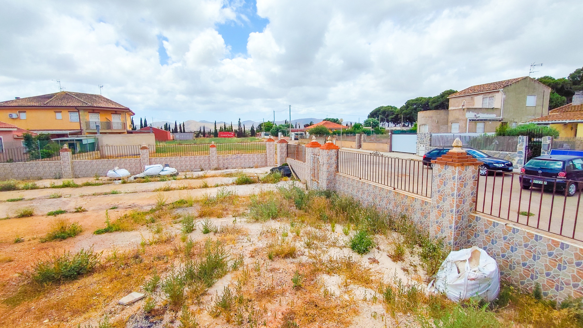 Resale - Plot / Land - Los Urrutias