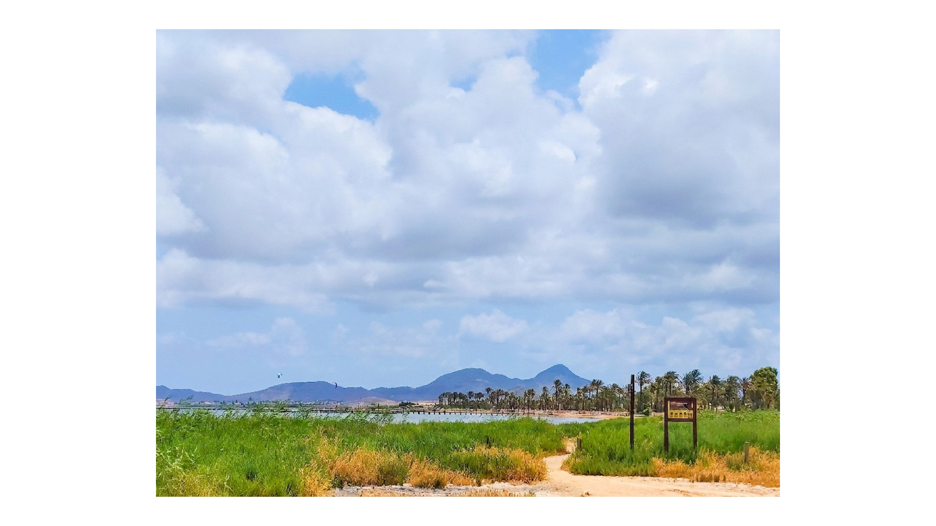 Resale - Plot / Land - Los Urrutias