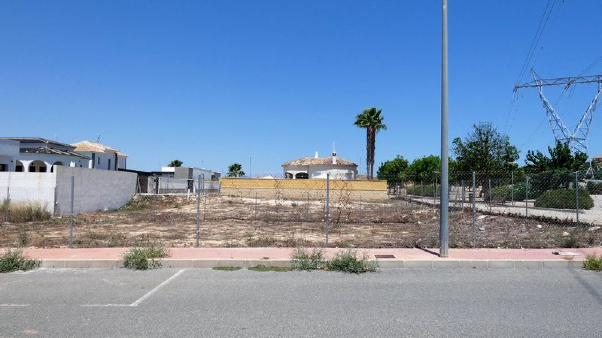 Resale - Plot of Land - La Marina - Oasis