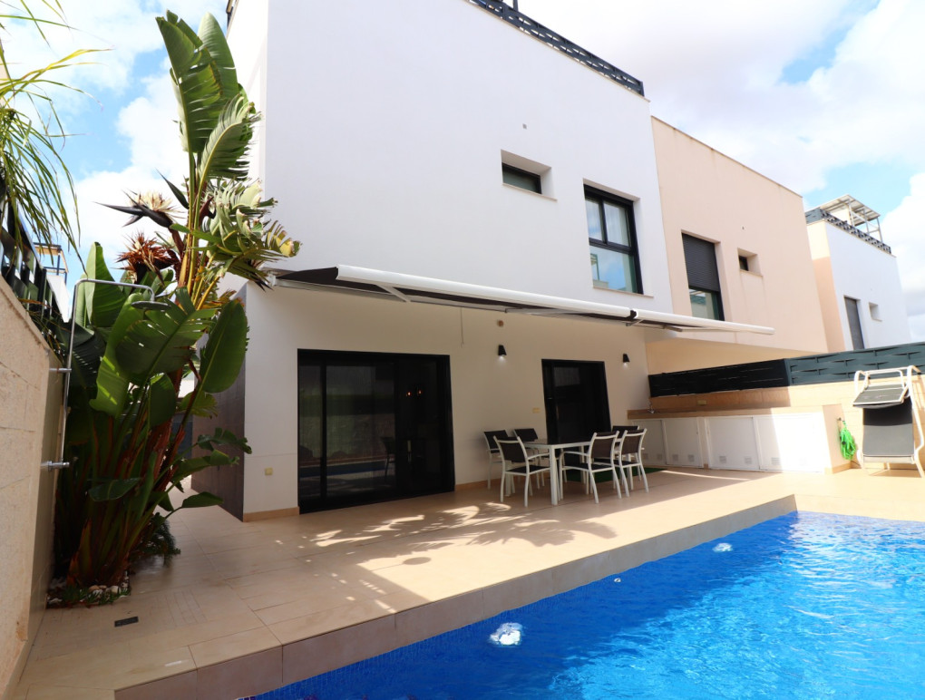 Resale - Semi-detached house - Benijófar - Benijofar - Village