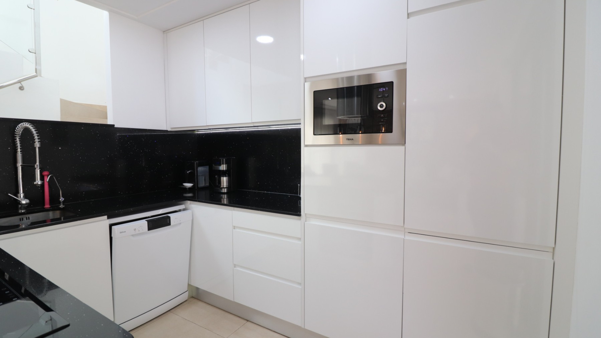Resale - Semi-detached house - Benijófar - Benijofar - Village