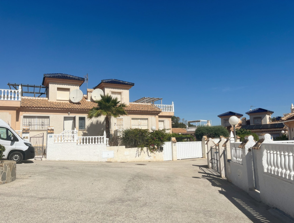 Resale - Semi-detached house - Ciudad Quesada - Upper Golf