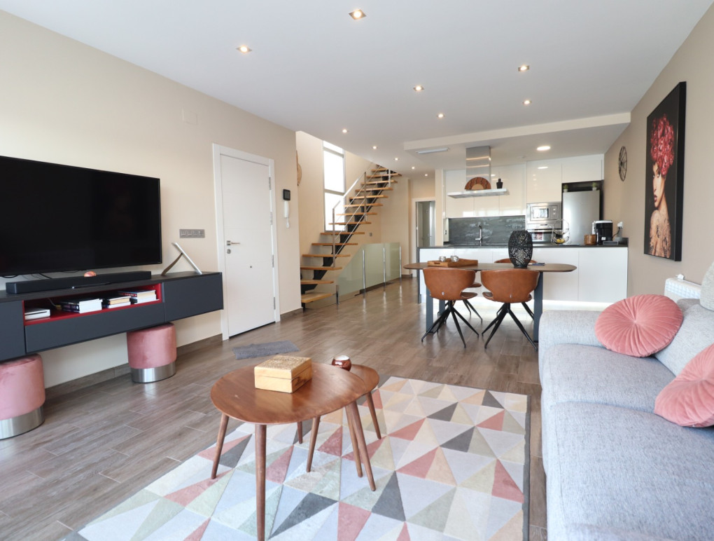 Resale - Semi-detached house - Daya Vieja - Daya Vieja - Town