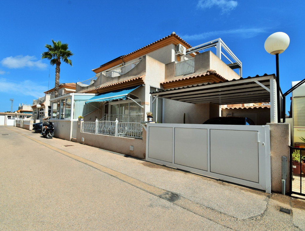 Resale - Semi-detached house - Orihuela Costa - Playa Flamenca