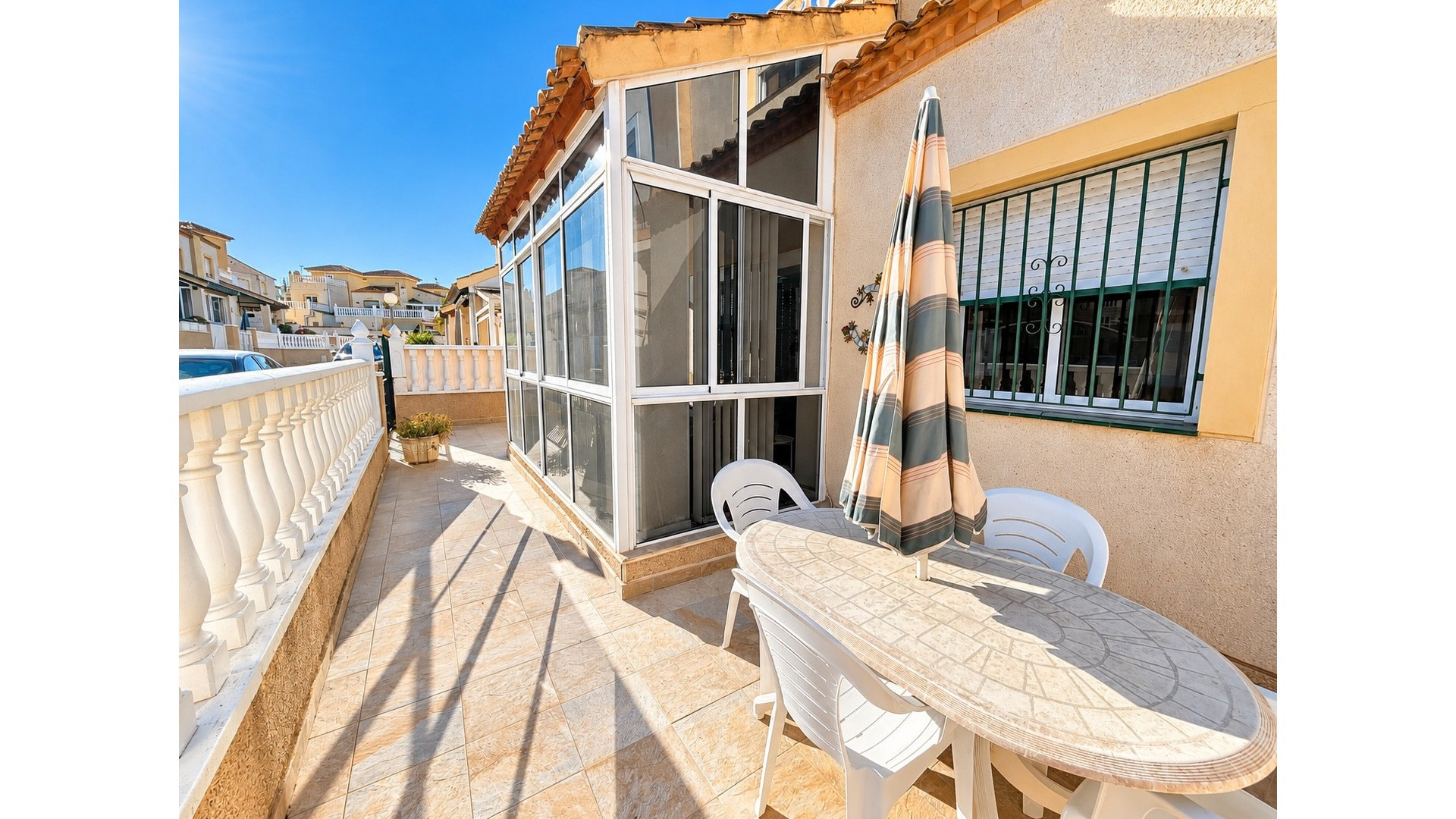 Resale - Stadthaus - Algorfa - Montebello