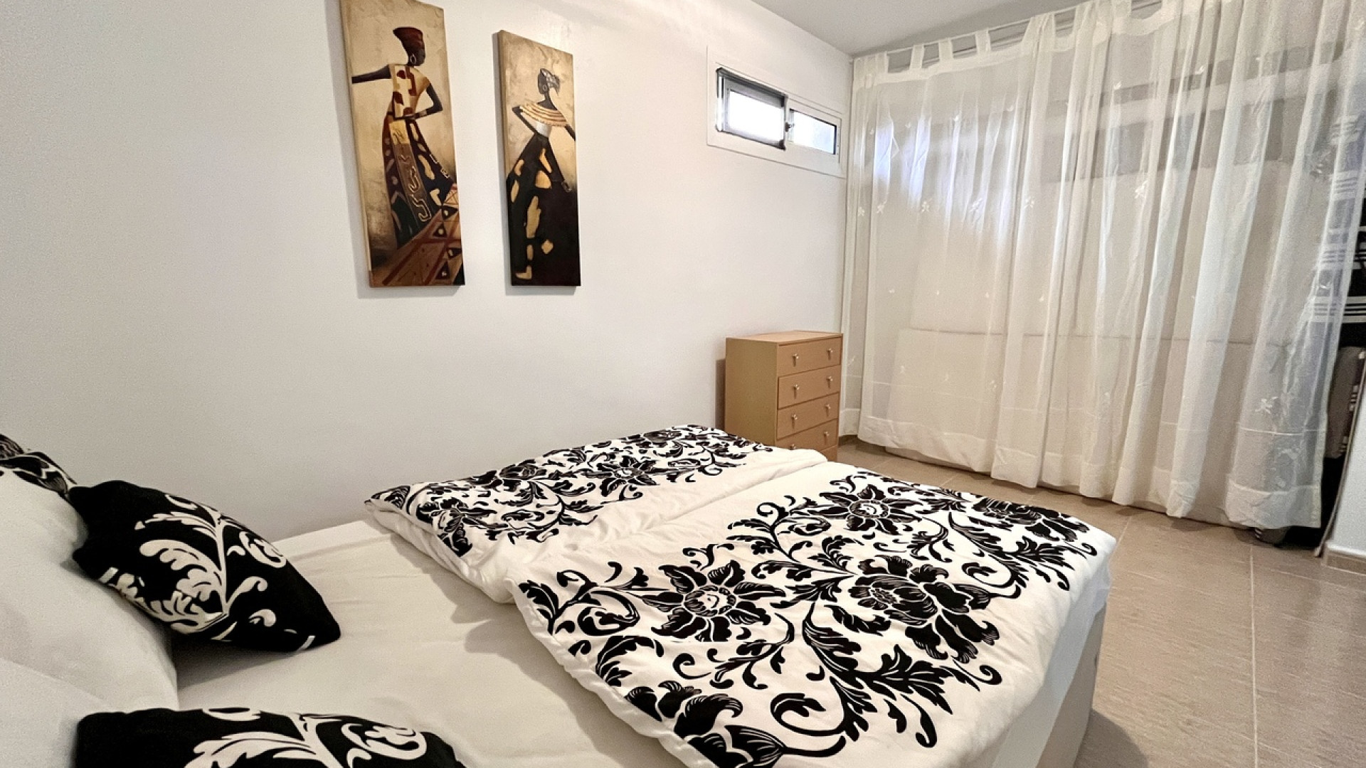 Resale - Stadthaus - Avileses