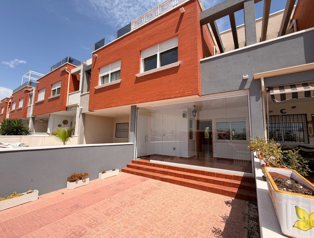Resale - Stadthaus - Ciudad Quesada - Doña Pepa