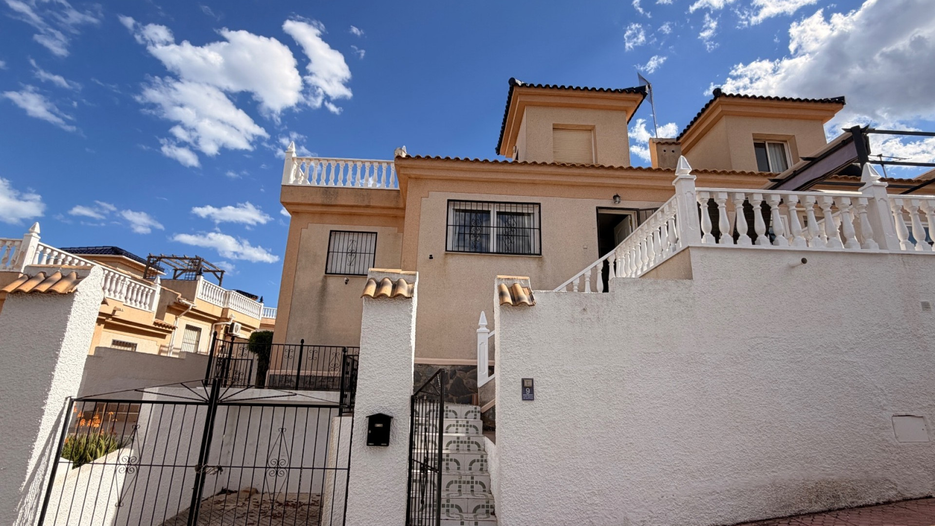 Resale - Stadthaus - Ciudad Quesada