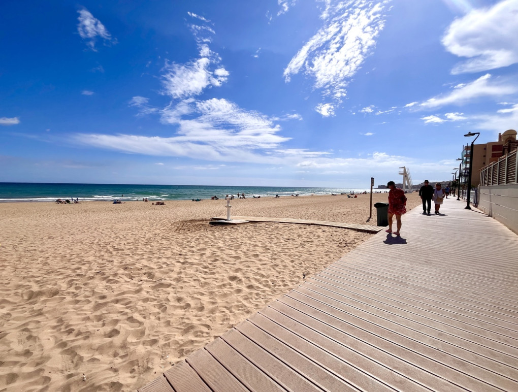 Resale - Stadthaus - La Mata