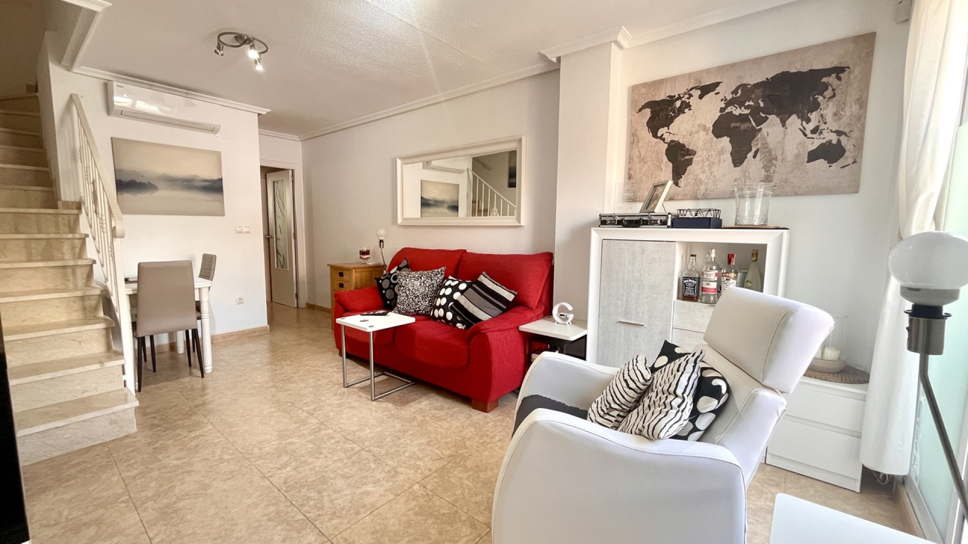 Resale - Stadthaus - La Mata