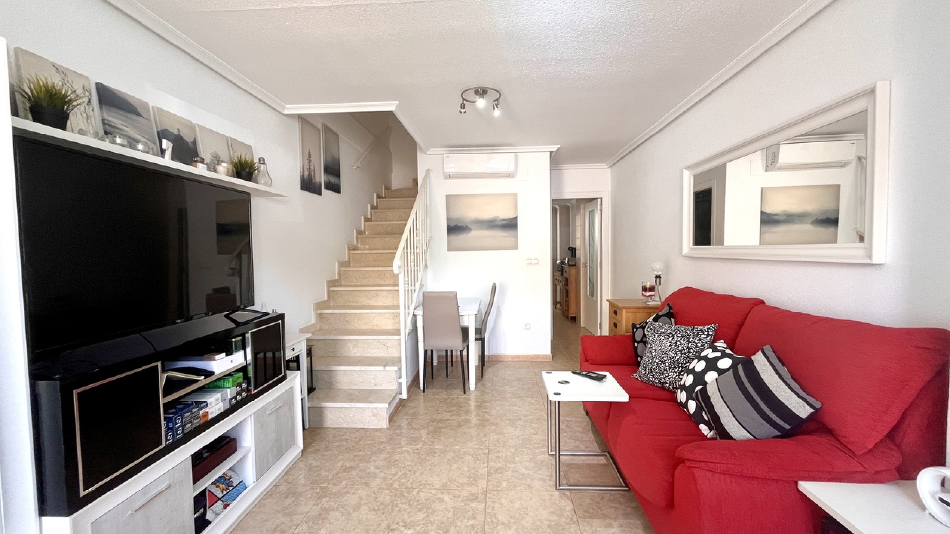 Resale - Stadthaus - La Mata