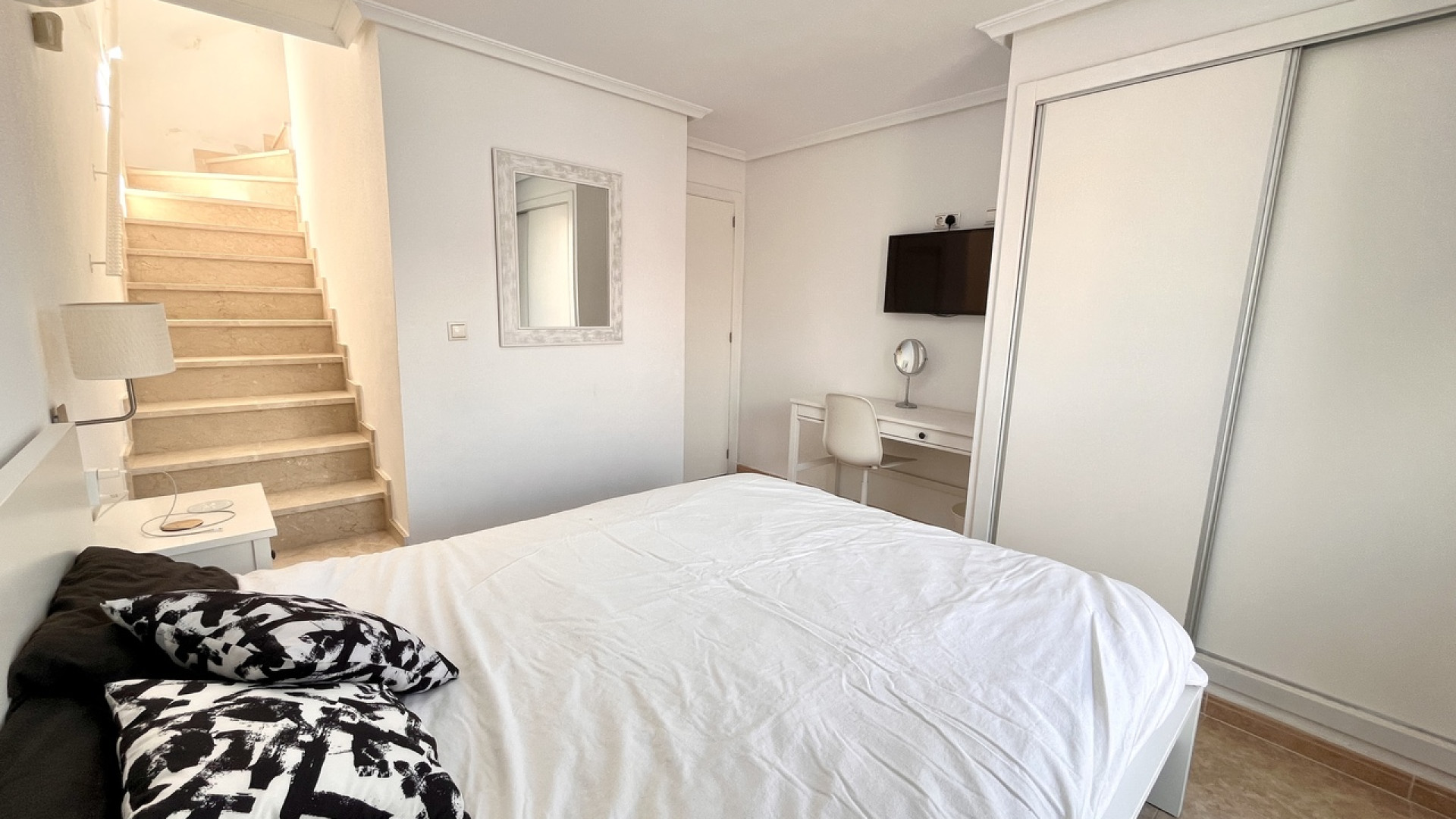 Resale - Stadthaus - La Mata