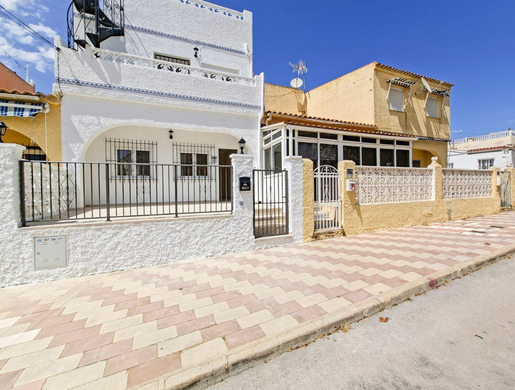 Resale - Stadthaus - San Fulgencio - Urb. La Marina
