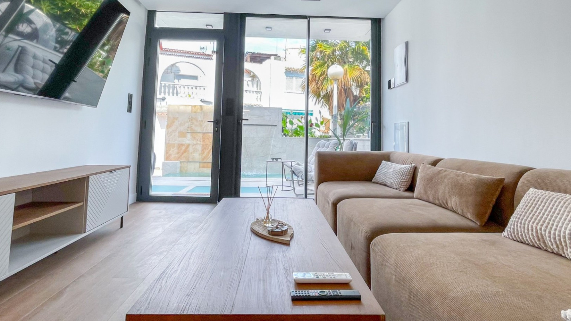Resale - Stadthaus - Torrevieja - Nueva Torrevieja - Aguas Nuevas
