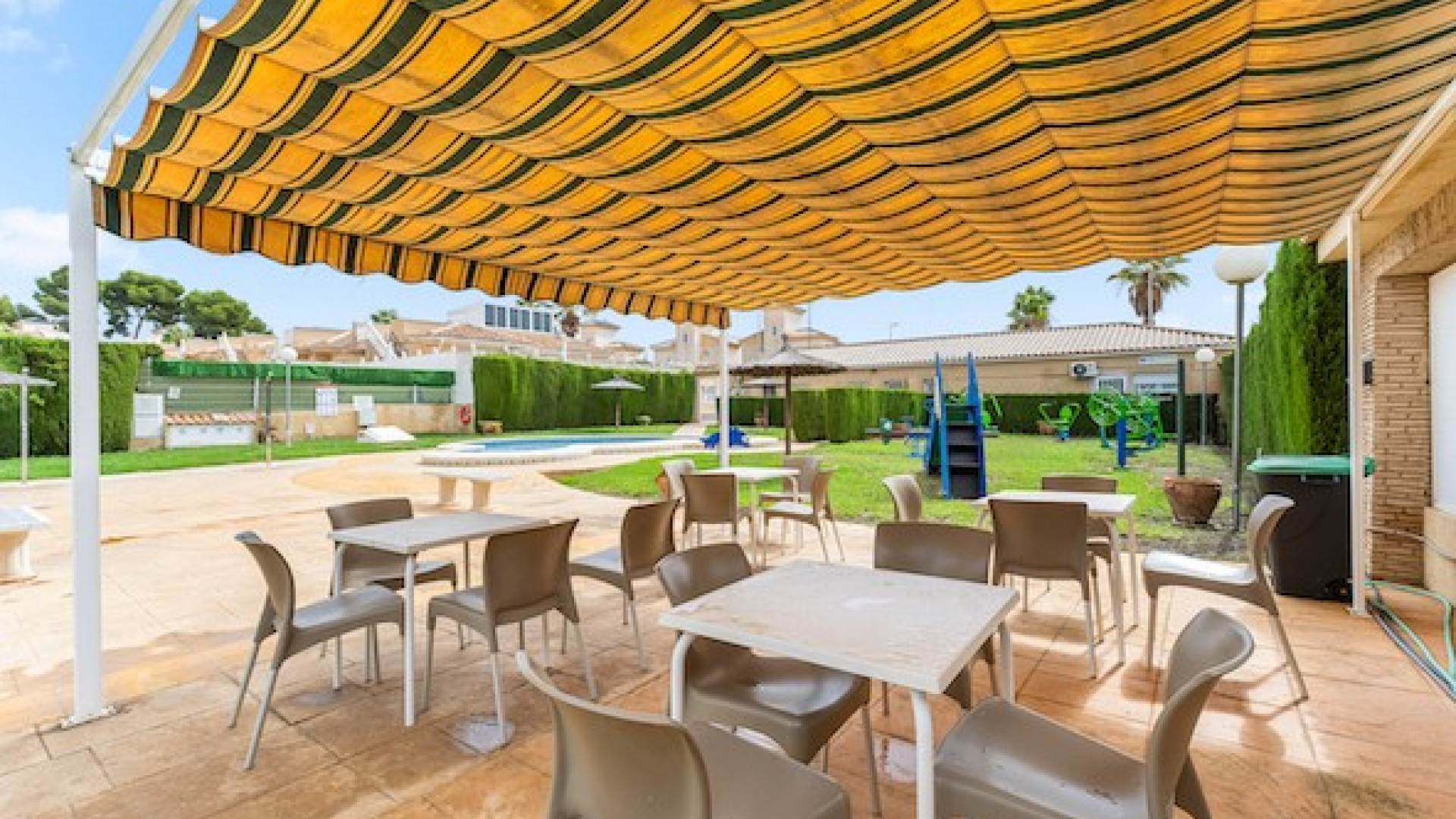Resale - Stadthaus - Villamartin - Monte Golf
