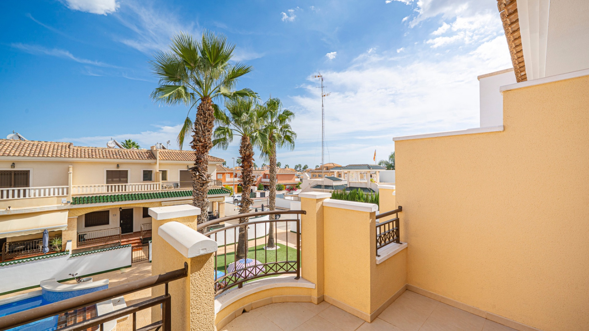 Resale - Таунхаус - Ciudad Quesada - Lo Marabú