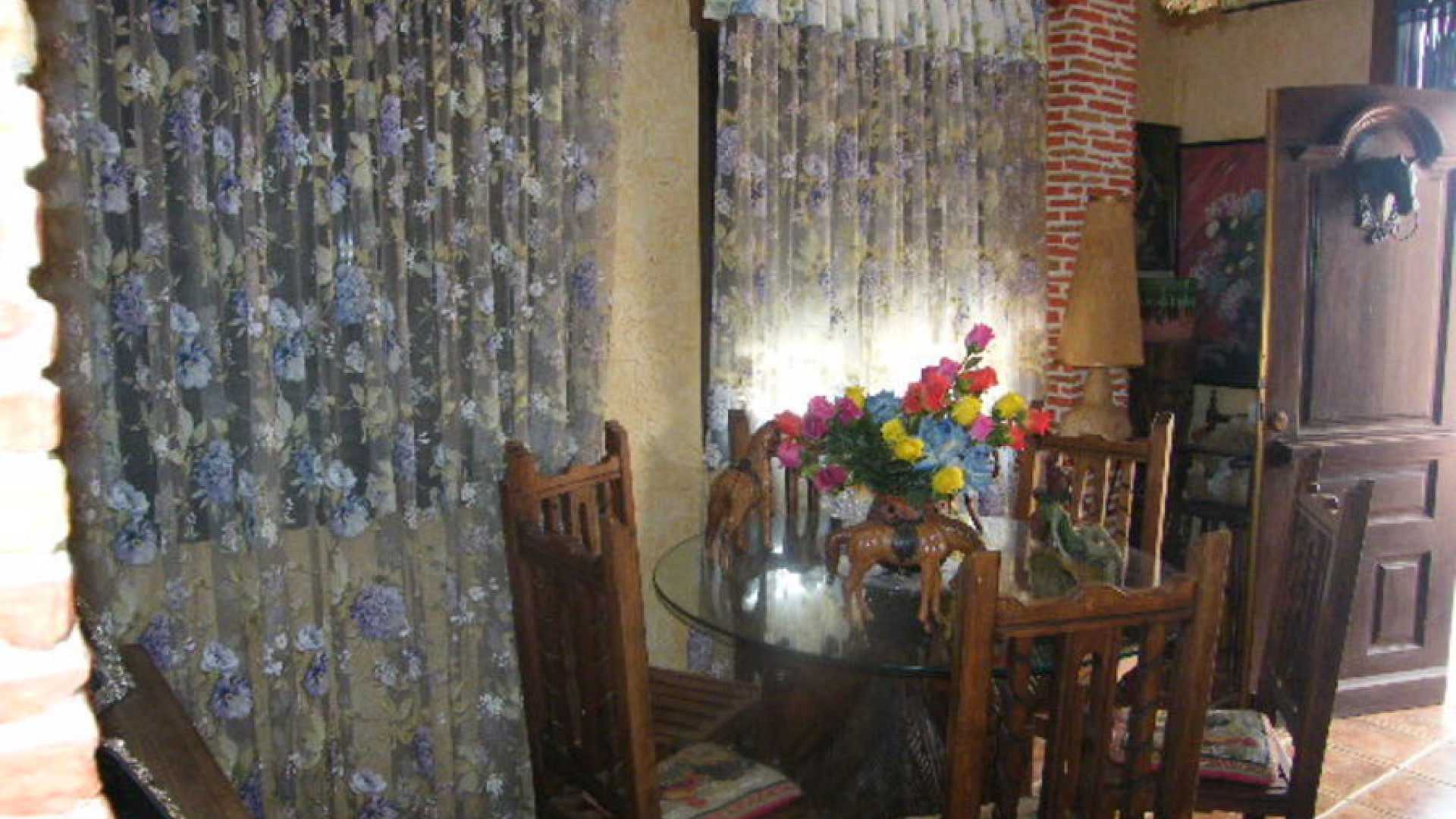 Resale - Таунхаус - Daya Nueva