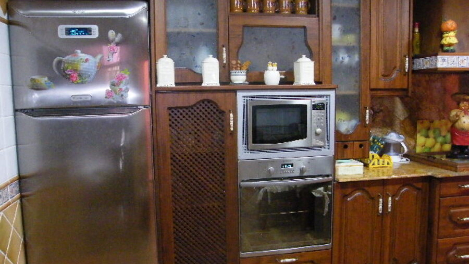 Resale - Таунхаус - Daya Nueva