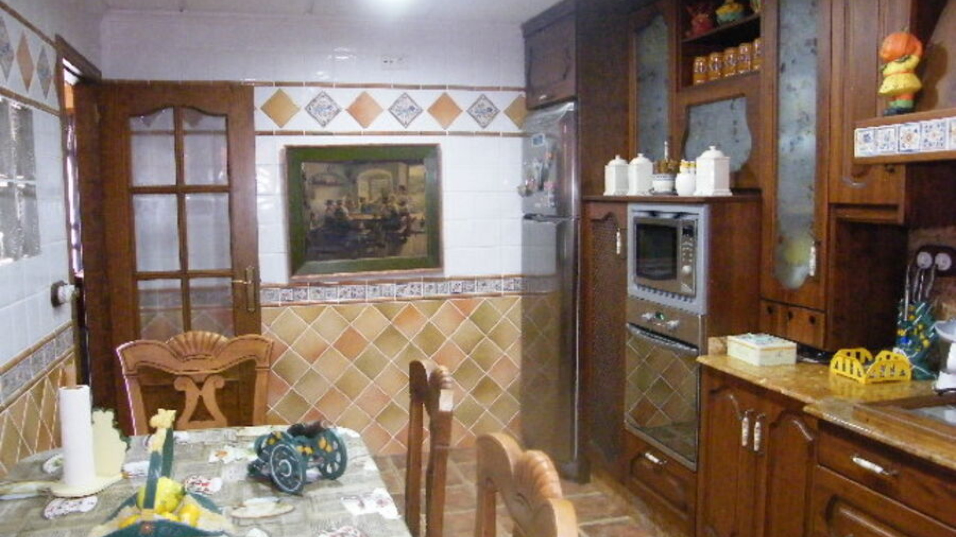 Resale - Таунхаус - Daya Nueva