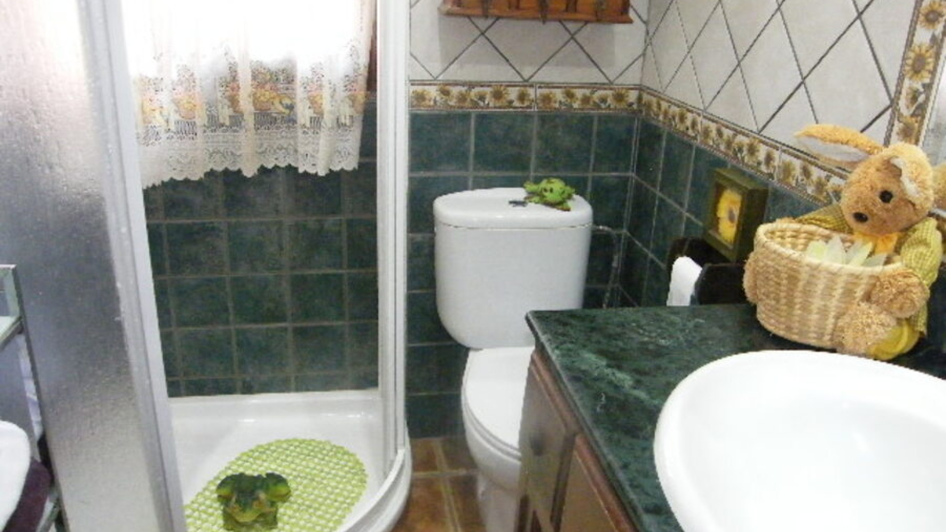 Resale - Таунхаус - Daya Nueva