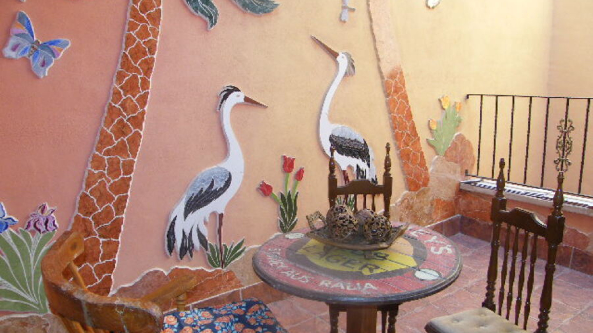 Resale - Таунхаус - Daya Nueva