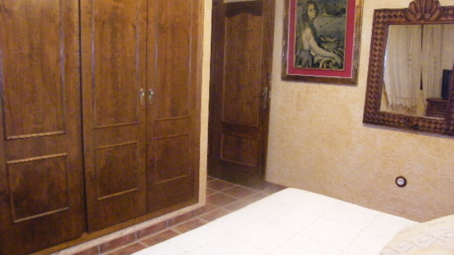 Resale - Таунхаус - Daya Nueva