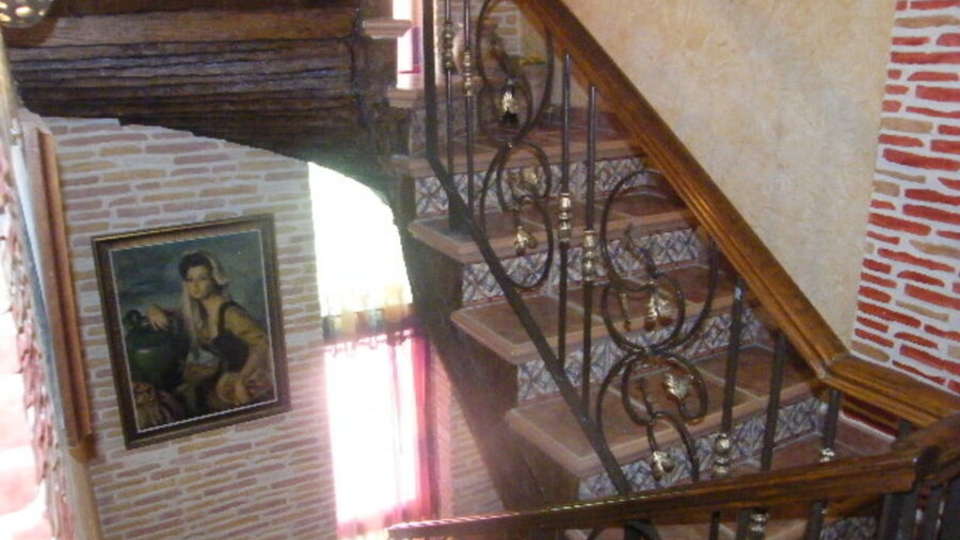 Resale - Таунхаус - Daya Nueva