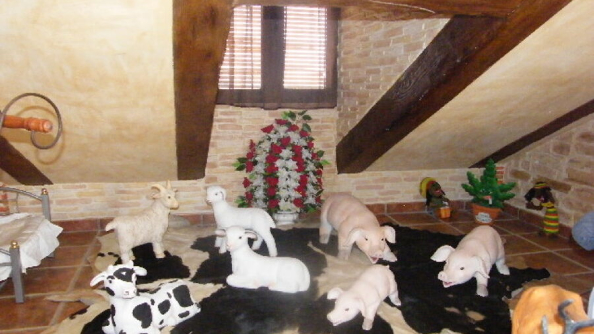 Resale - Таунхаус - Daya Nueva