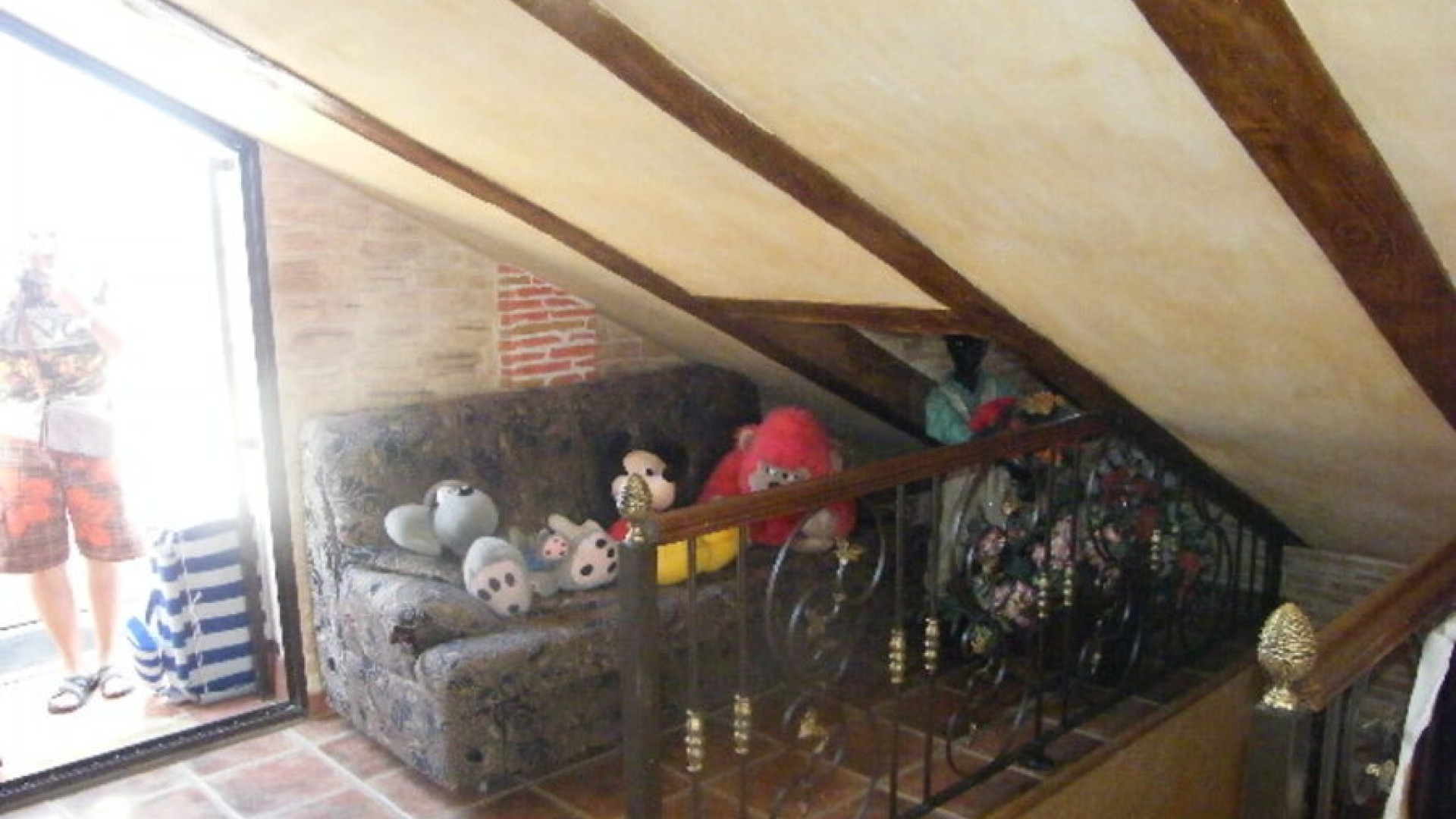 Resale - Таунхаус - Daya Nueva